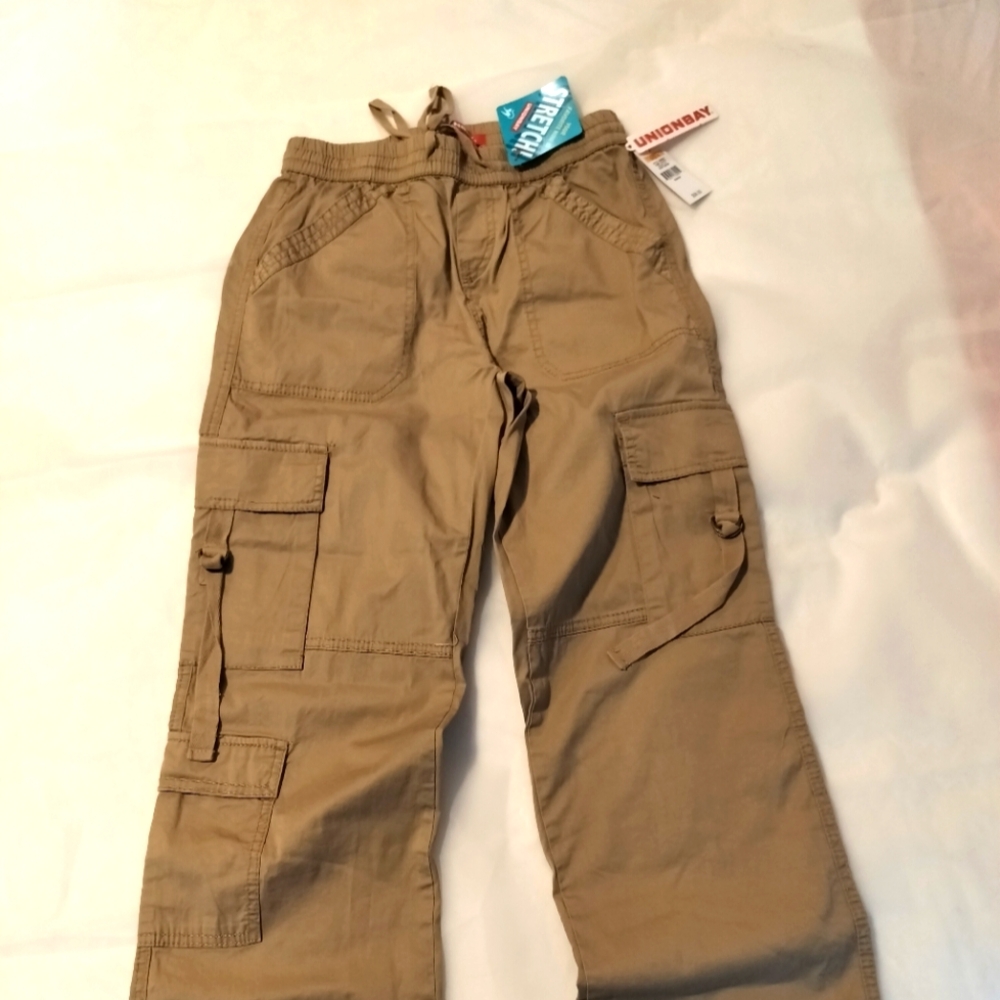 Unionbay Trevor Stretch Cargo Pant Size Small in Sandy Brown
